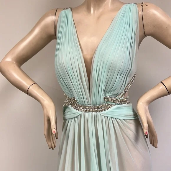 TERANI COUTURE deep V-Neck crystal embellished cutout back long gown - Picture 4 of 17